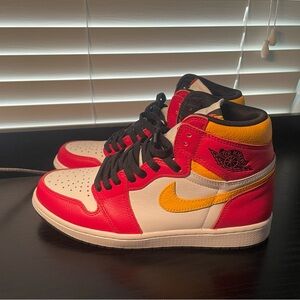 Jordan 1 Retro High OG
Light Fusion Red 9.5